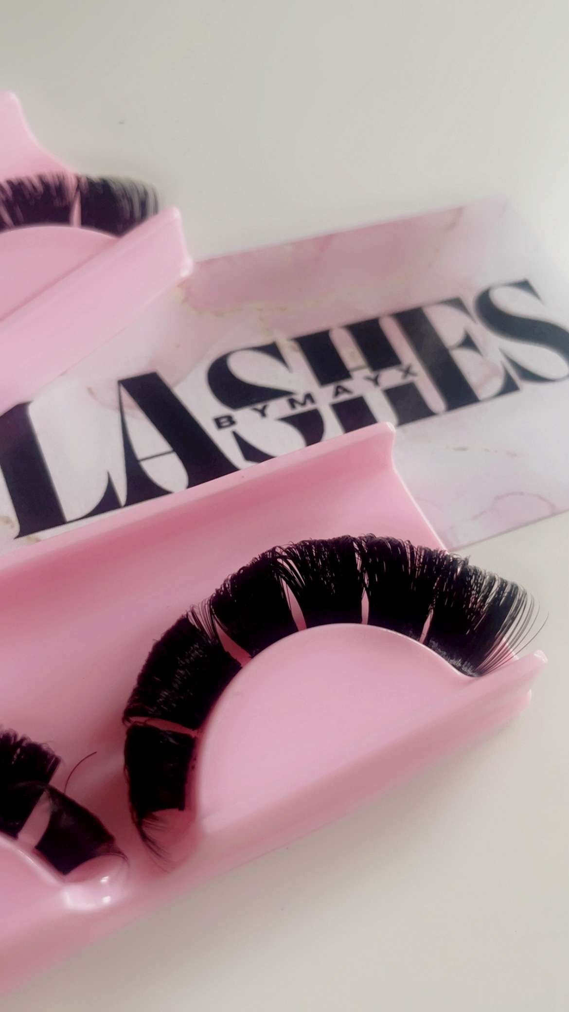 Cluster Lashes